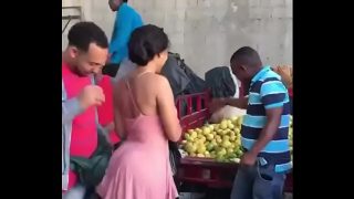 Nalgona en el mercado, alguien sabe el nombre?