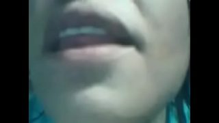 Dany fessora safada dedilhando a buceta molhada no showzinho pornô