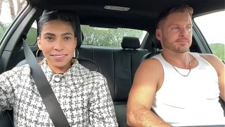 Uber driver gets lucky – fucking amazing MILF in the car